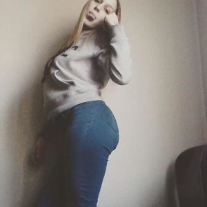 Meet your Posher, Francesca